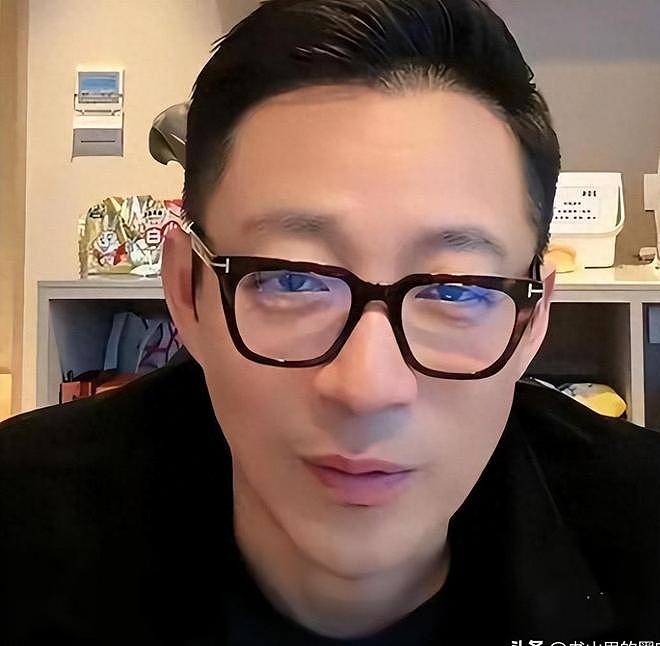 小杨阿姨直播，高情商“叫板”马筱梅，张兰骂儿子没钢镚，乱套了（组图） - 1