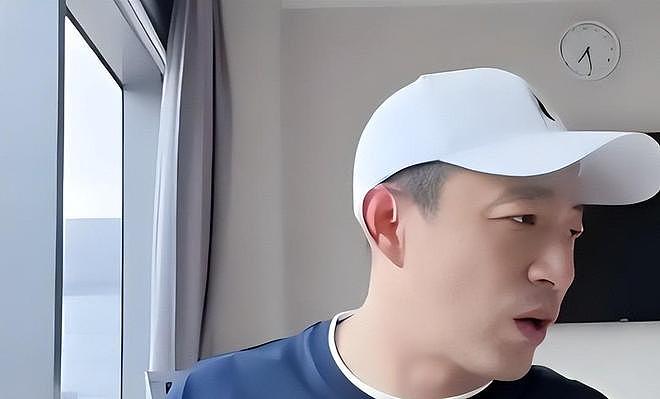 小杨阿姨直播，高情商“叫板”马筱梅，张兰骂儿子没钢镚，乱套了（组图） - 16