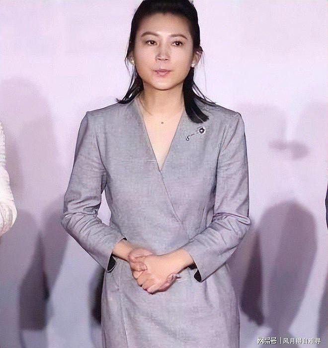 曾连登4年春晚!58岁央视名嘴王小丫近况曝光:曾因重病进ICU,病床留言字字催泪(组图) - 18
