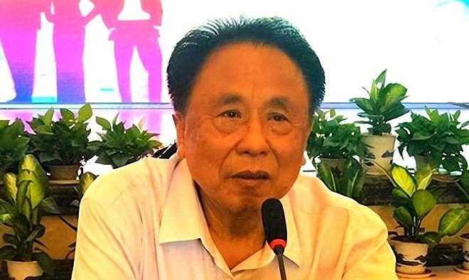 包养10位情妇，睡觉靠翻牌，生下11个私生子，75岁仍在拼命生娃！（组图） - 7