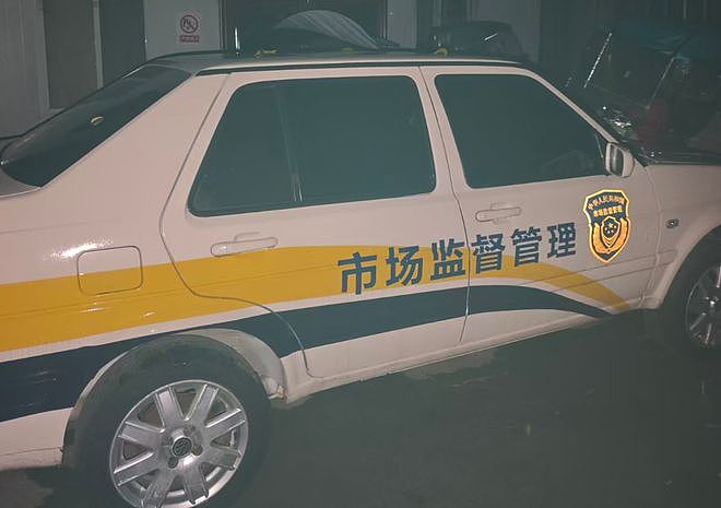 惊心动魄！3·15曝光“漂白鸡爪”黑作坊，监管部门凌晨3点出击查封 - 3