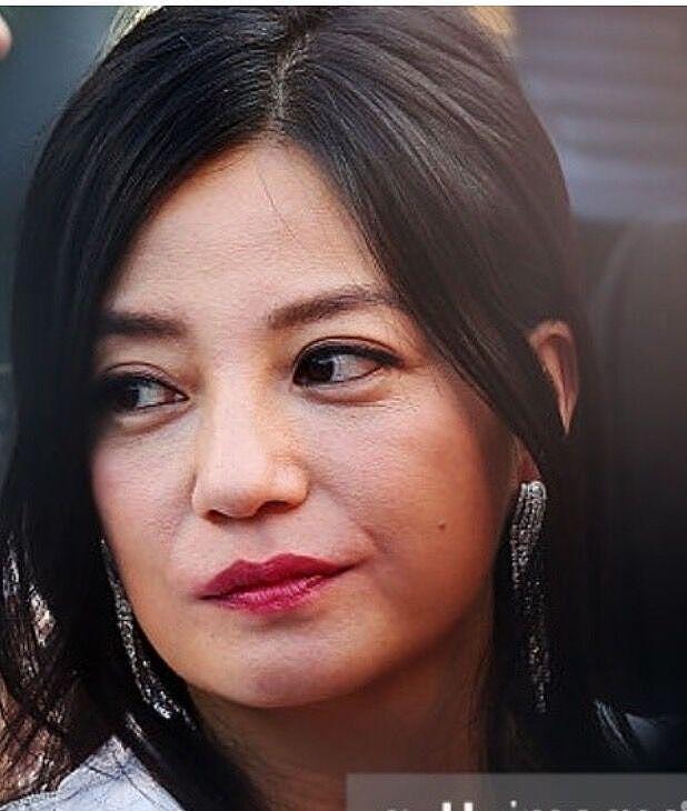 赵薇卷土重来?15年导演作品如今定档,4个影后一台戏,男主已换(组图) - 17
