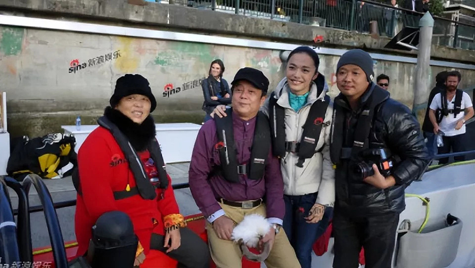 姚晨官宣离婚,！我却笑死在章子怡的评论区里（组图） - 5