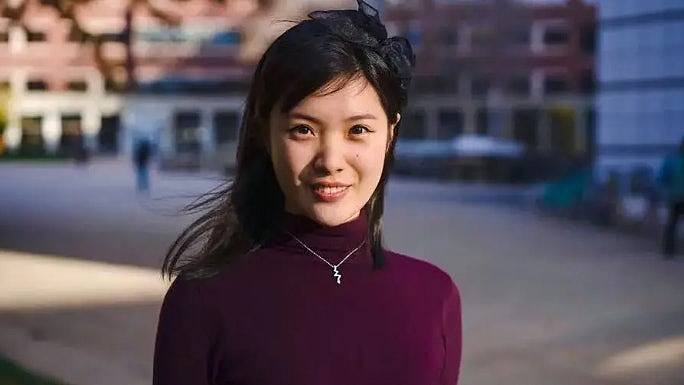 父母未上过大学!广州00后MIT美少女学霸创AI公司,估值飙破125亿(组图) - 1