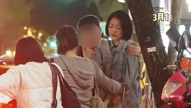 小S醉酒痛哭奔黑人范玮琪家：姐姐大S走后（组图） - 3