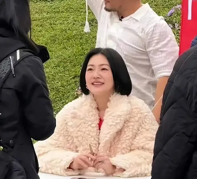 小S醉酒痛哭奔黑人范玮琪家：姐姐大S走后（组图） - 4