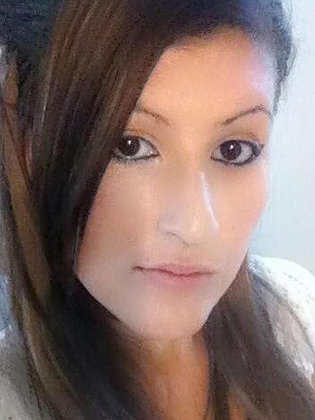 昆州狠心母亲泼汽油焚烧三子女致死，现被关押于精神病院接受评估（组图） - 1