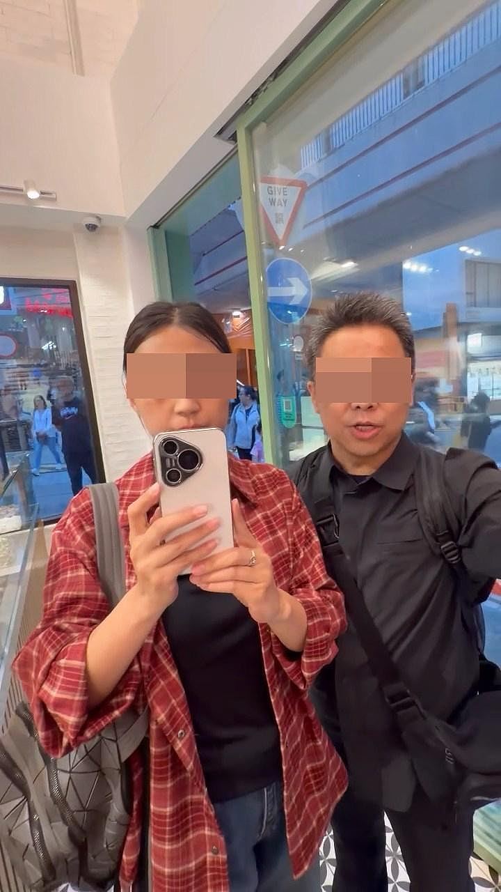 不满店员讲英文?男女大闹中环食店:会不会说中文?(组图) - 2