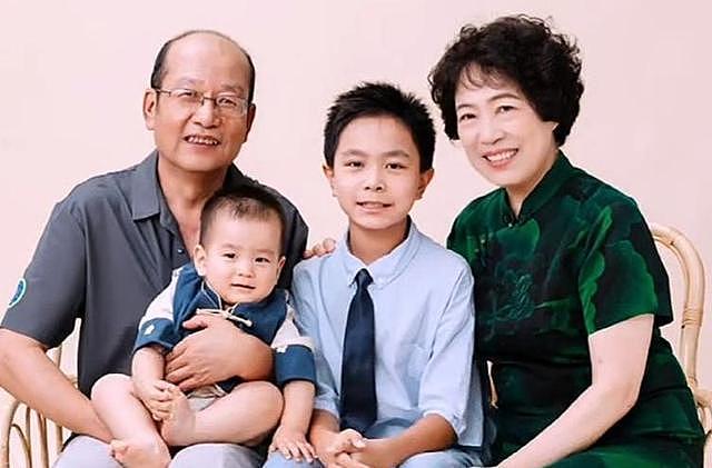 9年前,那个3岁识千字、6岁夺央视冠军山东神童王恒屹,如今怎样(组图) - 9