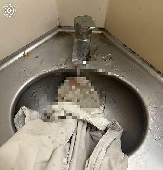 女子火车上突来月经,弄脏卧铺床单被要求清洗或赔180元!铁路部门通报:全程协助清洗未收费,已上线女性卫生用品(组图) - 4