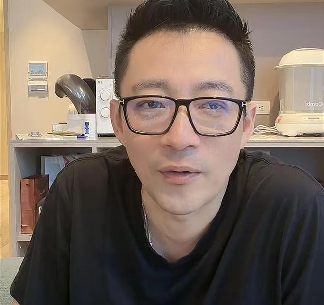 汪小菲不忍了！直播回应3大问题，孩子不随母姓，抱儿子拍满月照 - 8