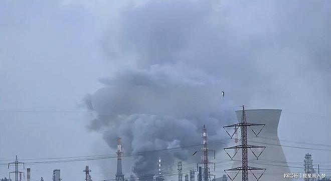 冲突已进入“疯狂模式”：以色列疯了，伊朗怒了，而特朗普却怕了（组图） - 7