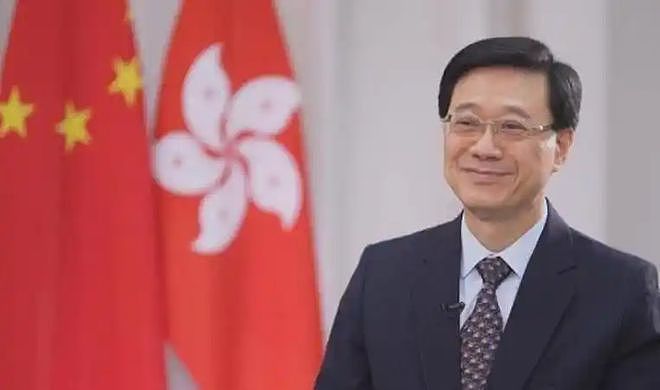 迪拜崩得彻底，香港笑纳泼天富贵，中东王爷们为啥无视新加坡？（组图） - 5
