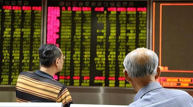中国股市惊现撤资潮：顶级大户集体喊不玩了，量化机器人正疯狂收割散户 - 1