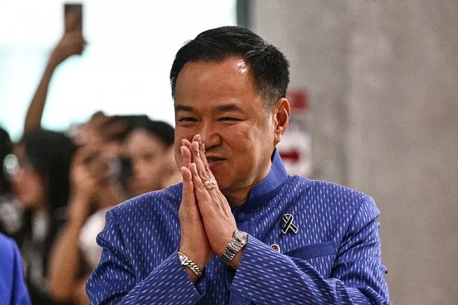 打破魔咒！身为中国后代的他，成了20年来首位连任的泰国总理 - 3