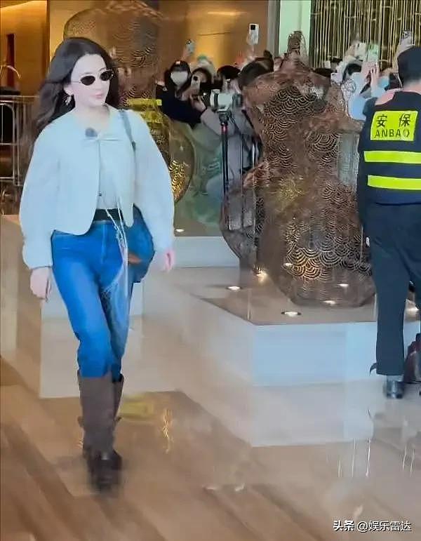 方媛现身重庆录节目，身高被嘲150，郭富城当年眼光再遭热议（组图） - 1