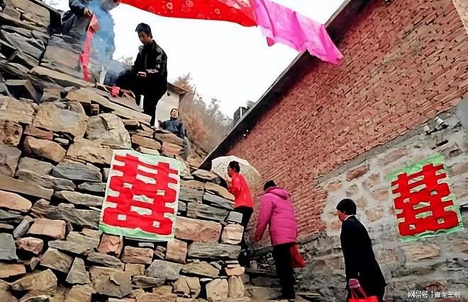 陈秀英：百岁妈妈，因近亲结婚生下3个“猴娃”，50年没出过村子（组图） - 2