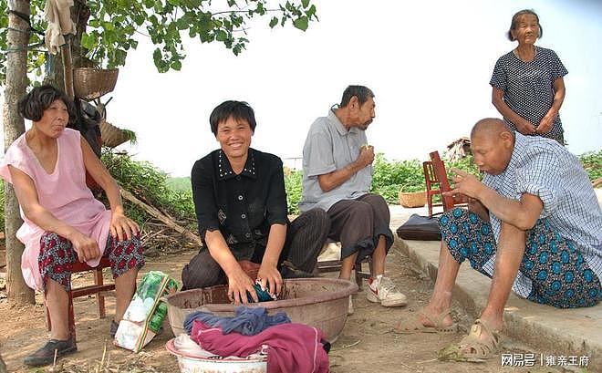 陈秀英：百岁妈妈，因近亲结婚生下3个“猴娃”，50年没出过村子（组图） - 3