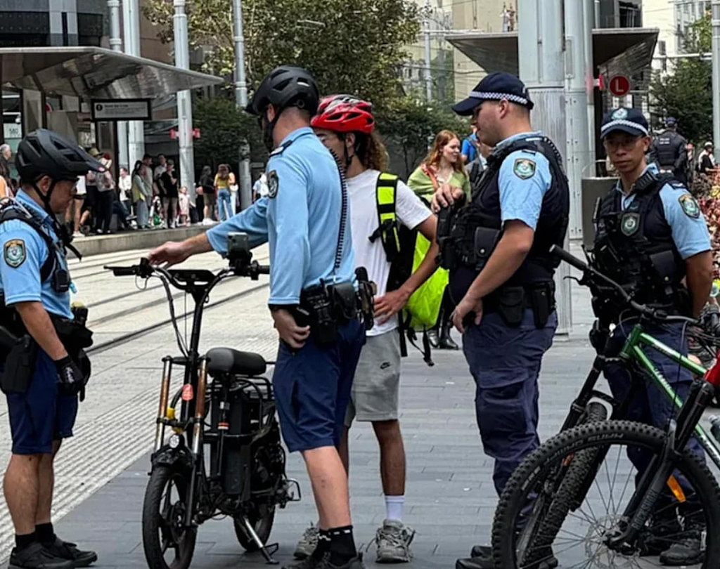 注意!悉尼警方街头严查电动自行车,2天连开170张罚单(组图) - 2