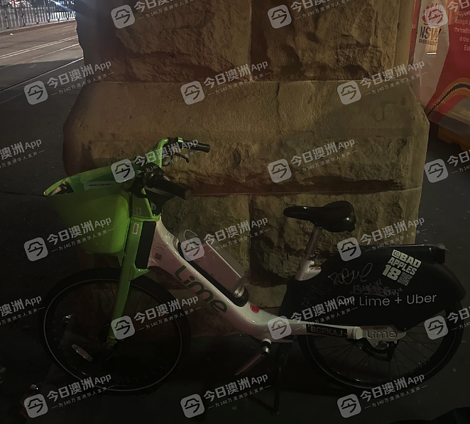 “4天丢了两辆车！”悉尼华人送餐小哥频丢电动车，直呼小偷“嚣张”！“完全是眼皮底下行窃！”（组图） - 1