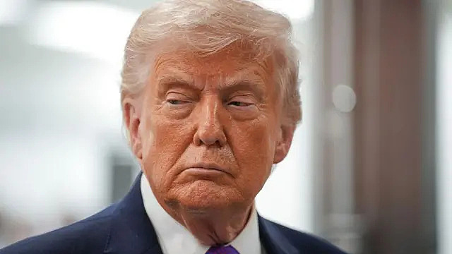 外媒：是否要对伊朗采取更强硬措施？特朗普正在十字路口（组图） - 1