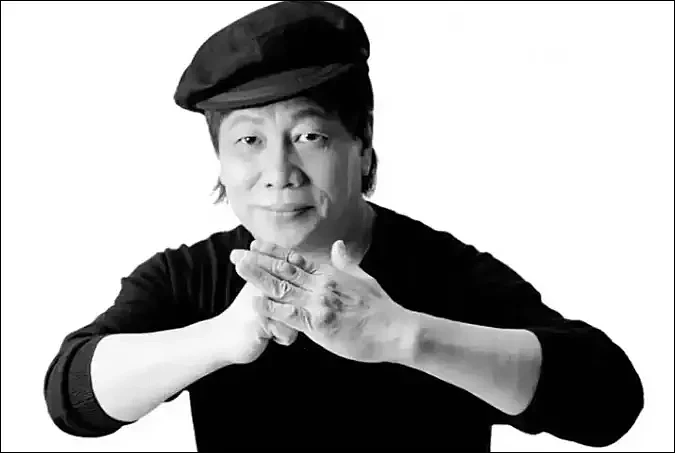 梁小龙去世两个月都没下葬，将停棺10年...（组图） - 2