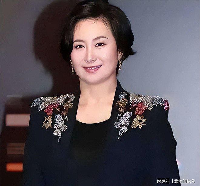 王晶曝陈百强真正死因，64岁何超琼颜面尽失 - 27