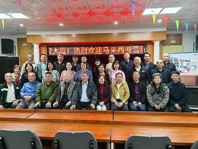 为什么中国一崛起,这群海外华裔反而最痛苦(组图) - 10