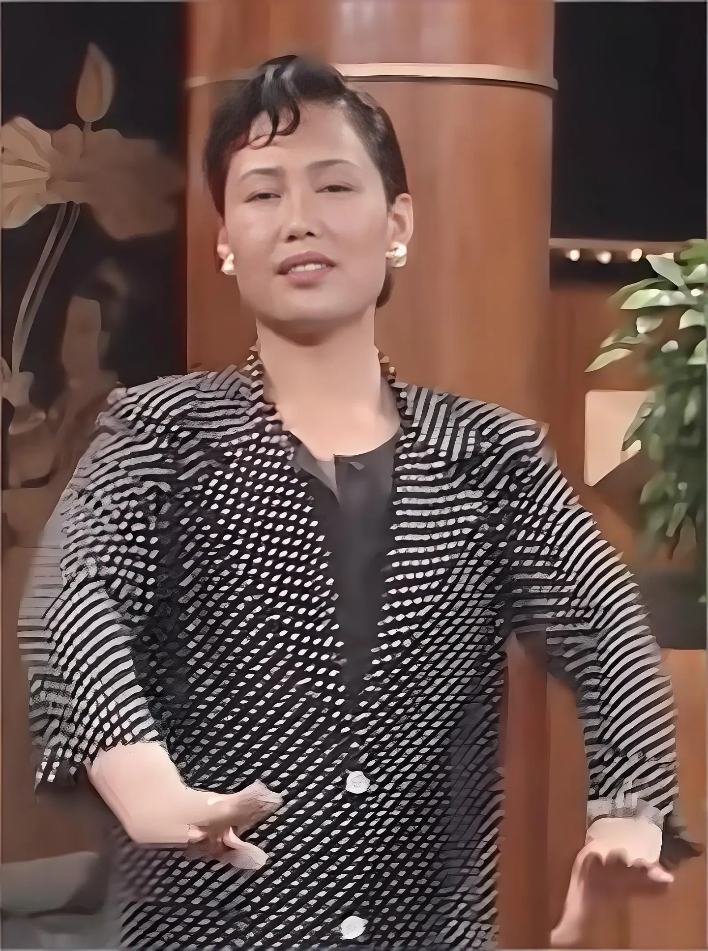 斯琴高娃:76岁的她还要为了儿女去拍戏....(组图) - 7