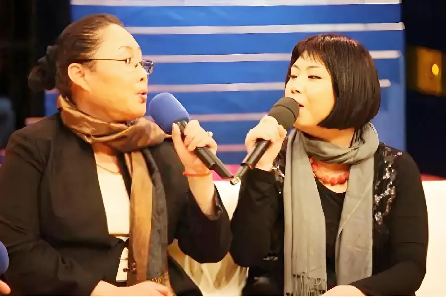 斯琴高娃:76岁的她还要为了儿女去拍戏....(组图) - 8