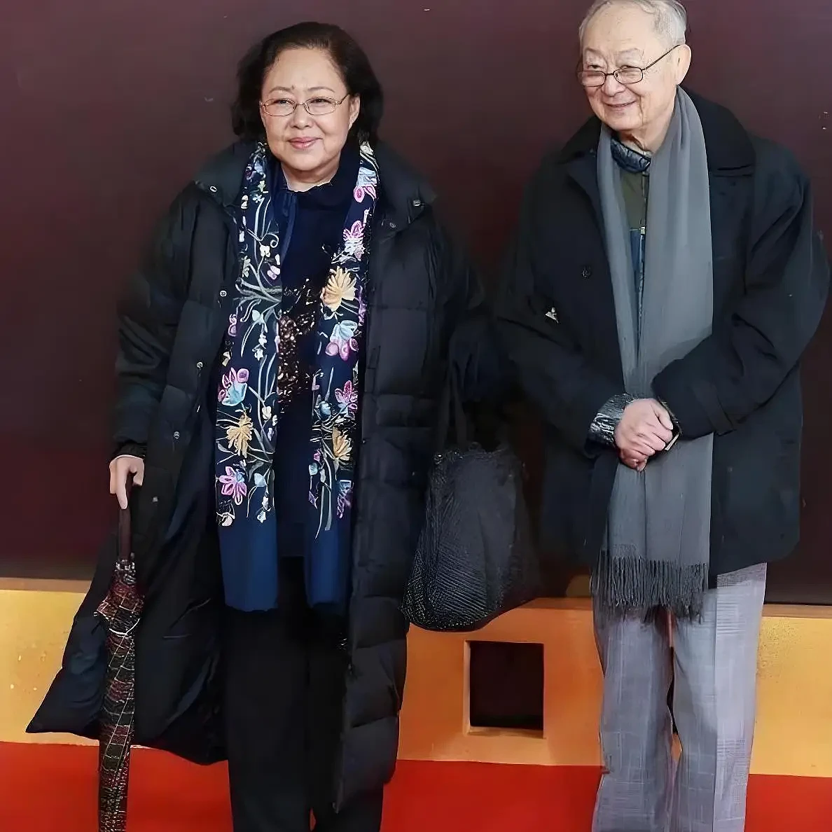 斯琴高娃:76岁的她还要为了儿女去拍戏....(组图) - 10