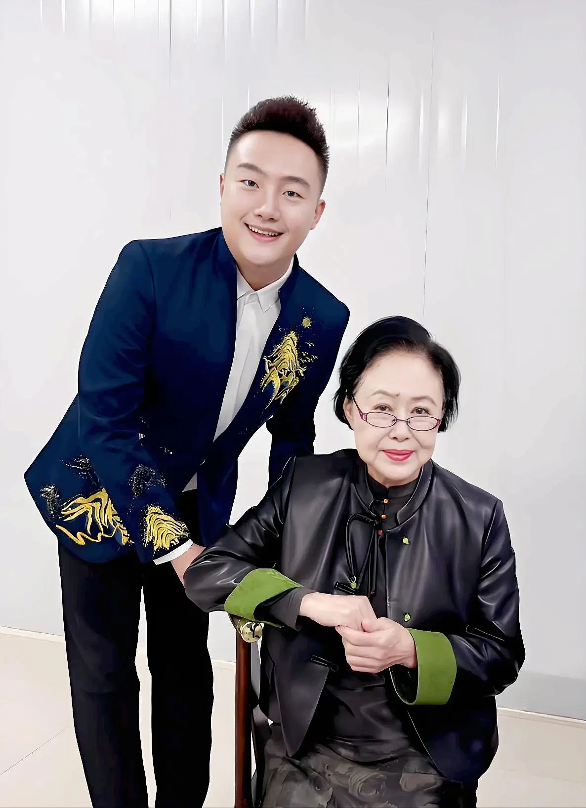斯琴高娃:76岁的她还要为了儿女去拍戏....(组图) - 13
