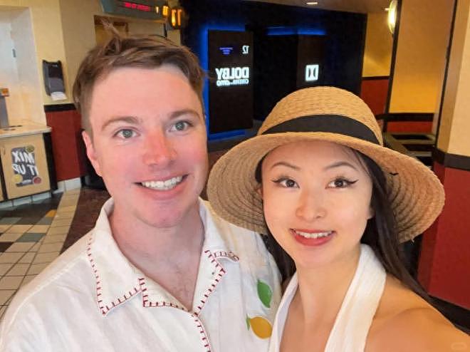云南女孩爱上美国小伙，相识2个月就闪婚，婚后1年就拿到美国绿卡（组图） - 1