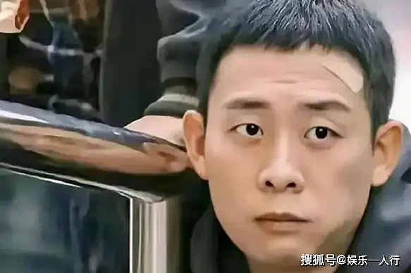 央视铁才女辞去饭碗,带着儿子嫁给穷小子,20年过去,才知道她有多明智(组图) - 4