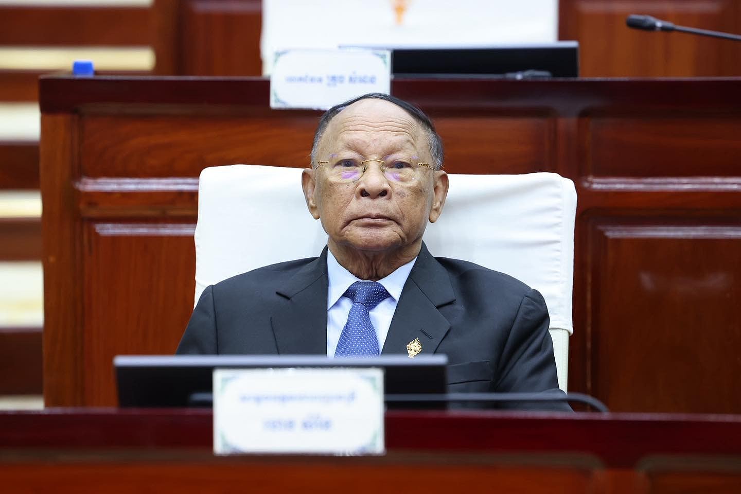 太子集团陈志调查:幕后大佬胡小伟四度改名,掌上市公司慈善基金(组图) - 10