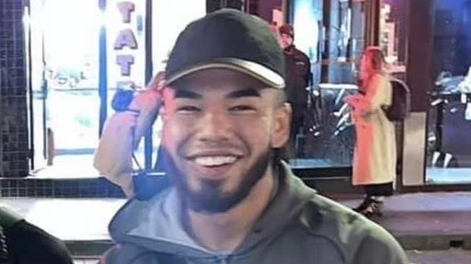 悉尼男子逆行撞死姐弟,逃逸后还拍视频吃肯德基,仅获刑5年半(组图) - 2