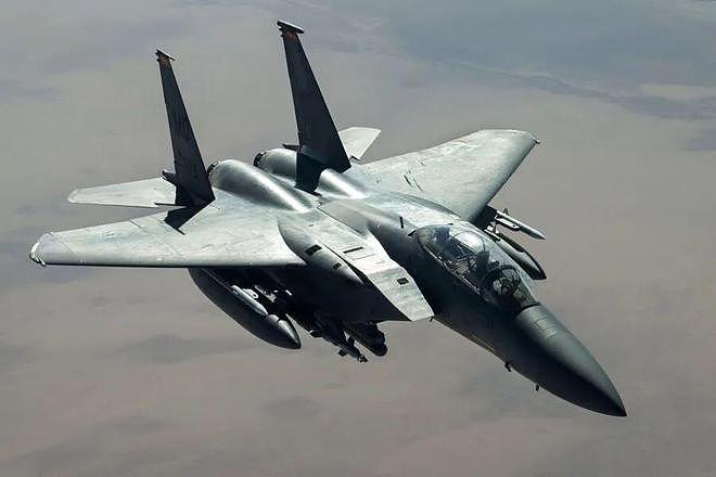 美空军杂志：美军战损2架F-35、9架F-15、6架F-16、7架加油机！（组图） - 3