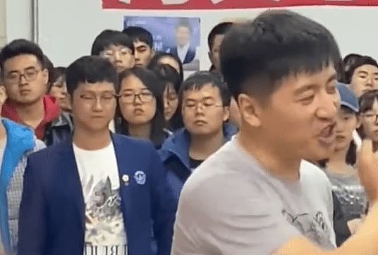 张雪峰8亿遗产如何分?法定继承vs遗嘱继承,妻子女儿份额大不同(组图) - 1