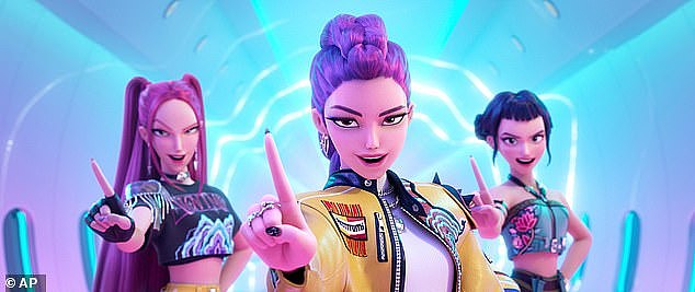 澳洲麦当劳联名Netflix爆火大作！紫色恶魔酱与限定小卡来袭（组图） - 2