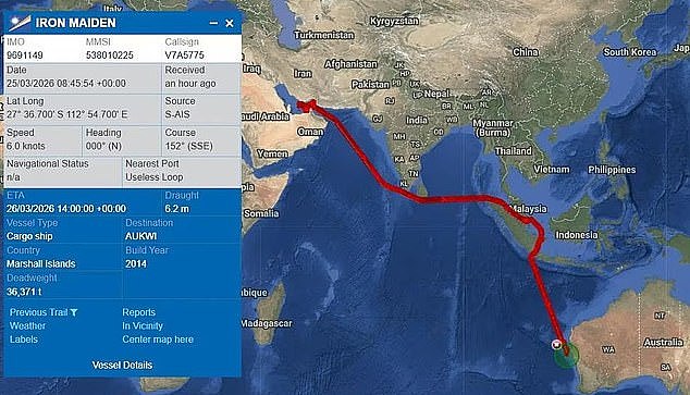 冒充“中国船”闯过伊朗封锁线!日本货轮全速突围,安全抵达澳洲(组图) - 1