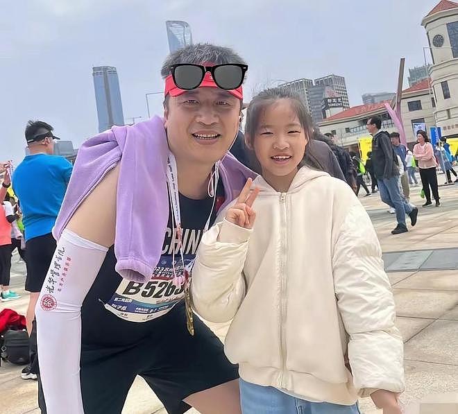 身家估值达8亿!曝张雪峰生前已立遗嘱,遗产由独生女获全额继承 - 9
