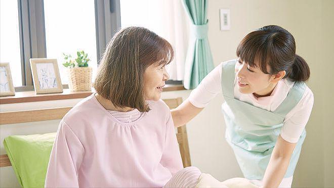 “陪伴式养老”成晚年噩梦：67岁大妈40万存款被女儿女婿掏空 - 3