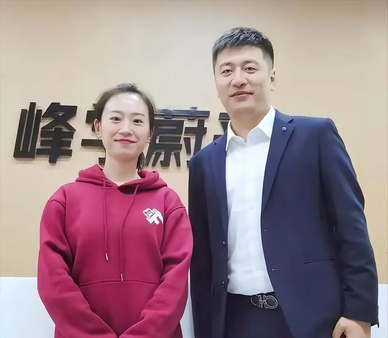 41岁张雪峰去世后续，其婚姻被扒，已离婚6年（组图） - 13