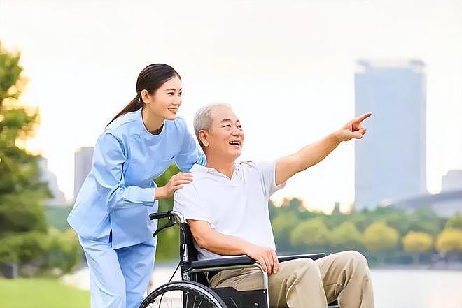 养老金不够花?上海打响第一枪,退休老人可能要重返职场了! - 4
