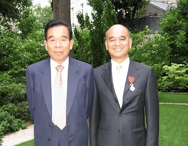 香港千亿豪门要改姓?第一个跌落神坛的“四大家族”,出现了!(组图) - 11