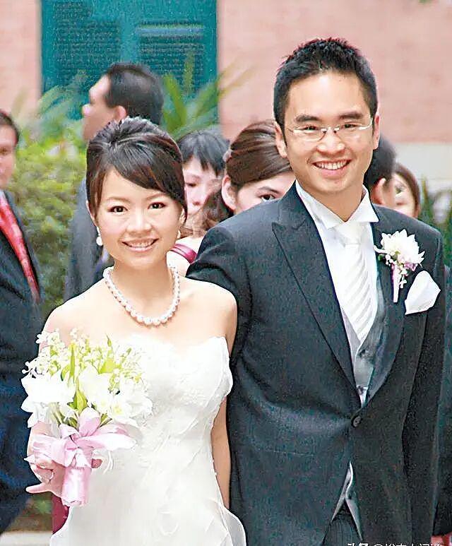 香港千亿豪门要改姓?第一个跌落神坛的“四大家族”,出现了!(组图) - 17