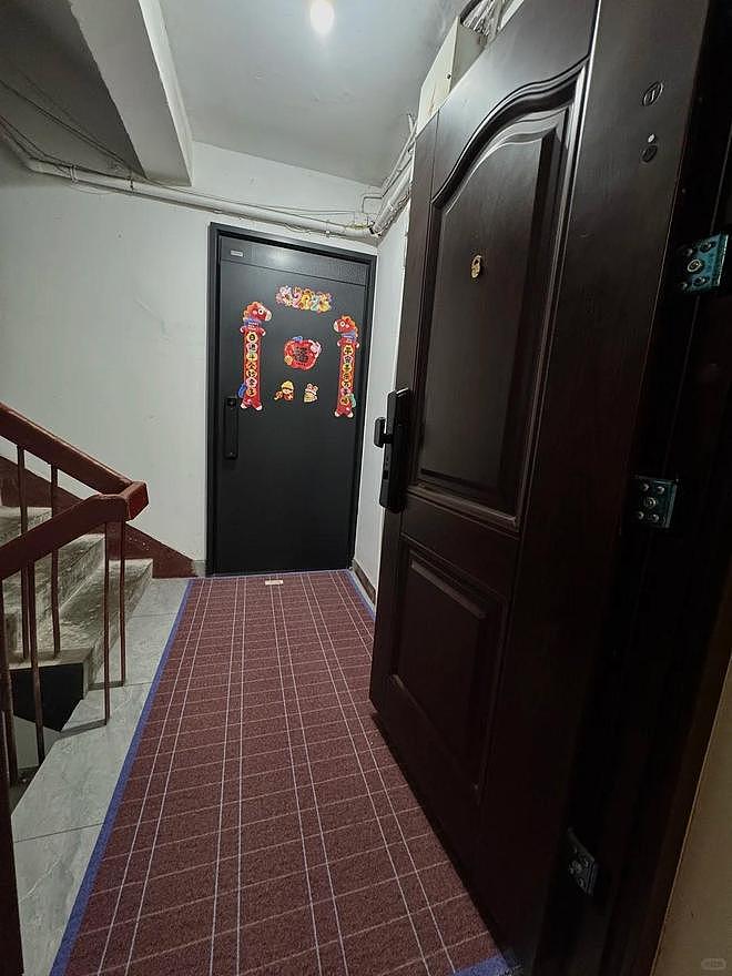 为何越来越多有钱人，宁愿买两套房和父母住对门，也要搬离别墅？（组图） - 8