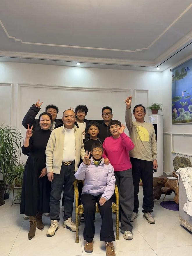 儿子被抢走17年之后,她补上了18年的生日礼物(组图) - 1