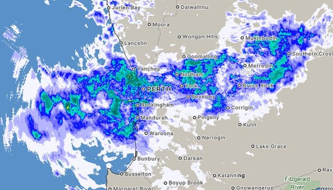 珀斯暴雨来袭，117通求助电话涌入，州长呼吁谨慎出行（GIF/图） - 12