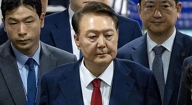 金正恩定调“最敌对国家”,首尔24小时内变脸,李在明政府转入强硬对抗 - 4